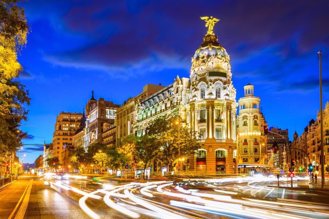 La Reina De Gran Via - Parking Tph Bed & Breakfast Madrid Ngoại thất bức ảnh