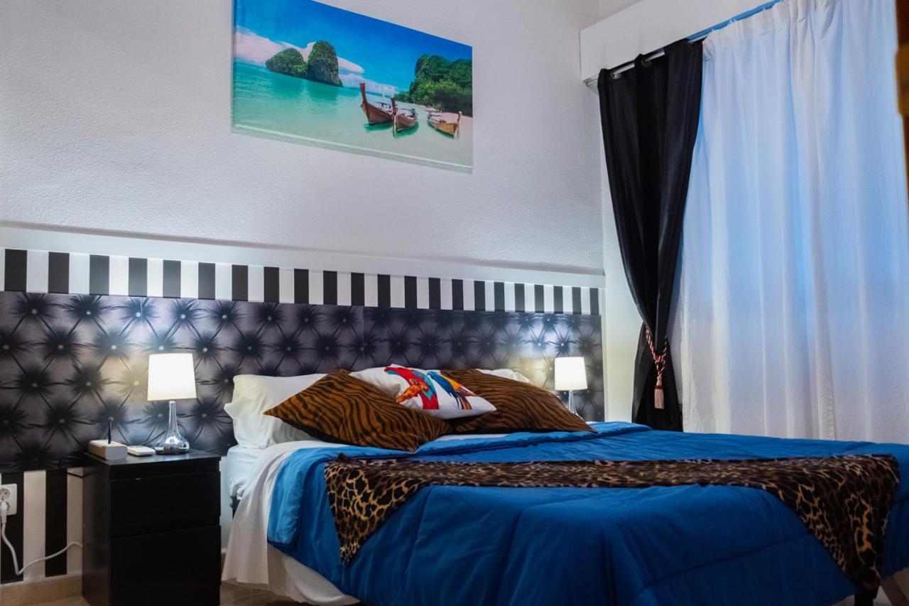 La Reina De Gran Via - Parking Tph Bed & Breakfast Madrid Ngoại thất bức ảnh